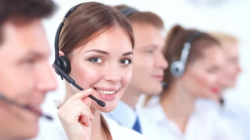 Liên hệ EU9 qua hotline